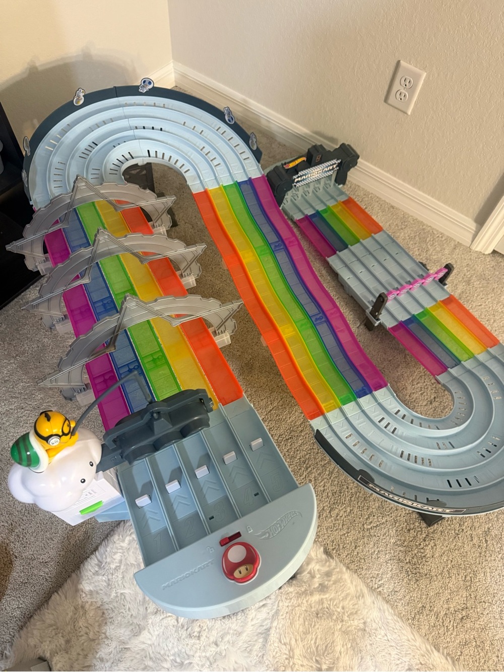 Mario Kart Rainbow Road Playset — Multicolor Kids Toy WITH 5 ADDITIONAL KARTS! - Picture 2 of 8